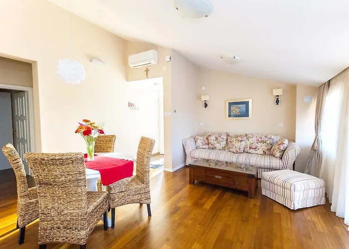 House Glasnovic קאבטאט